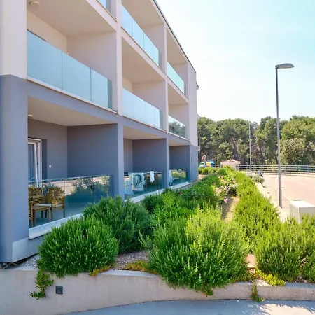 Nora Apartament *